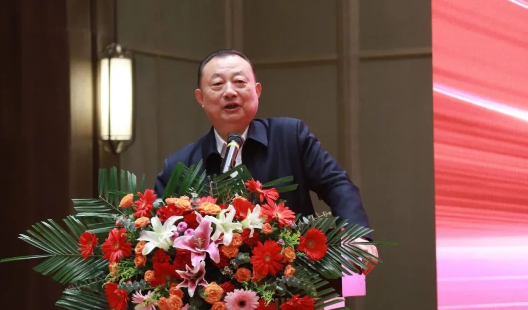 張副董.jpg